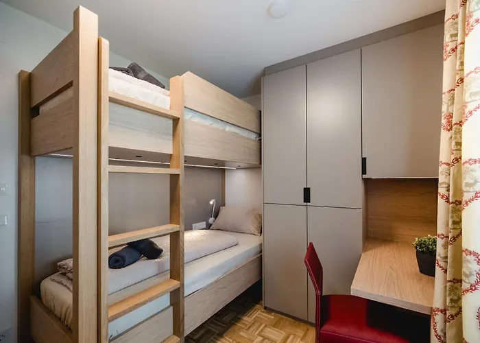 アパート Ellis *