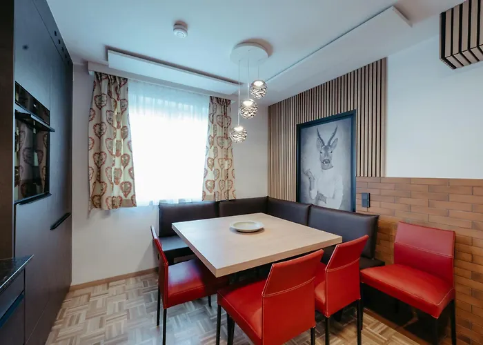 Ellis アパート *